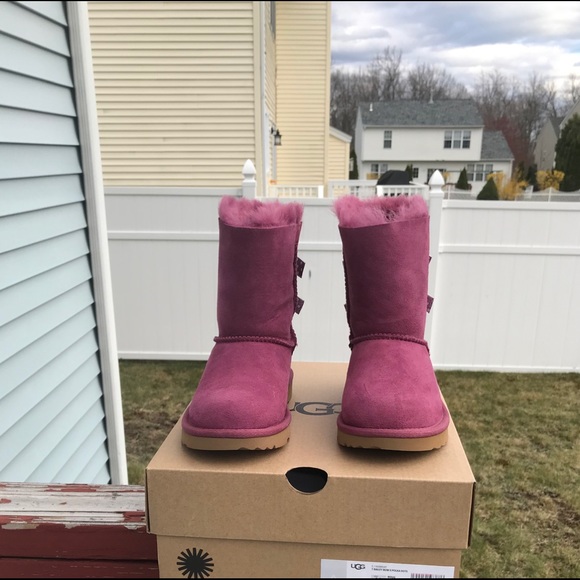 UGG Bailey Bow II Polka Dots - Picture 4 of 8